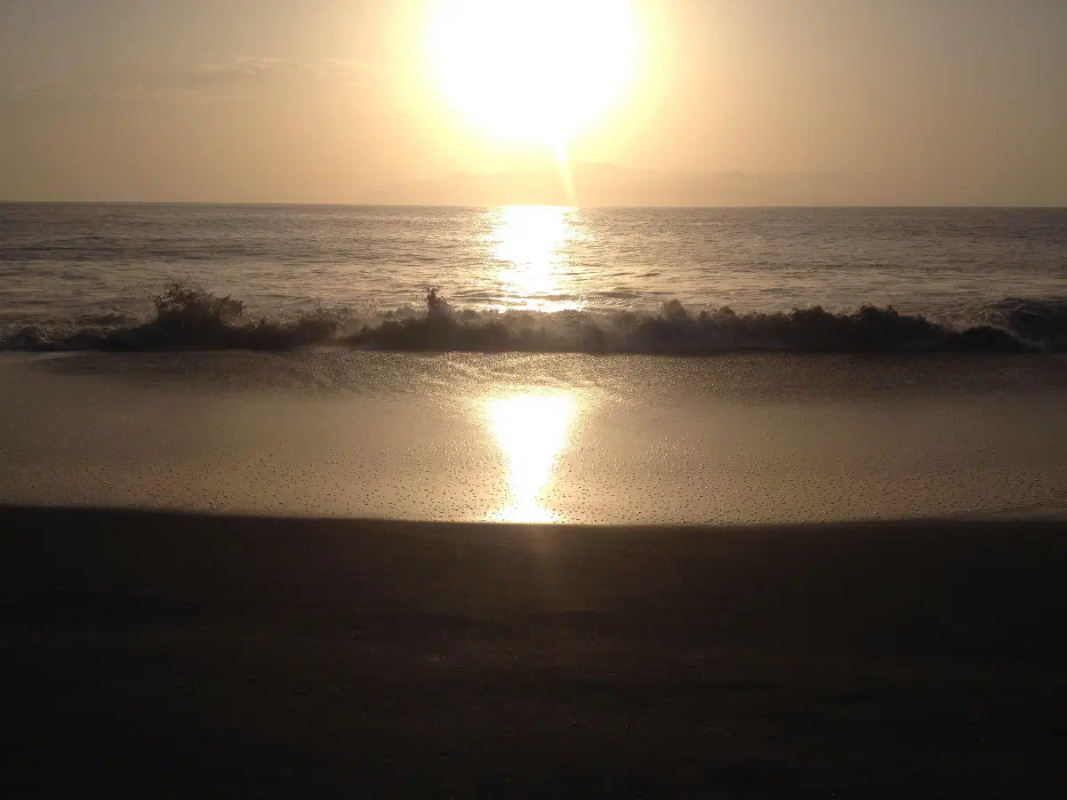 Coucher de soleil et vue sur Brava à partir de Fonti Bila